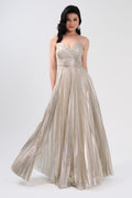 Elegantes Abendkleid mit schimmerndem Plissee-Rock C2139 in Gold – Ansicht 1 | Lamia Mode