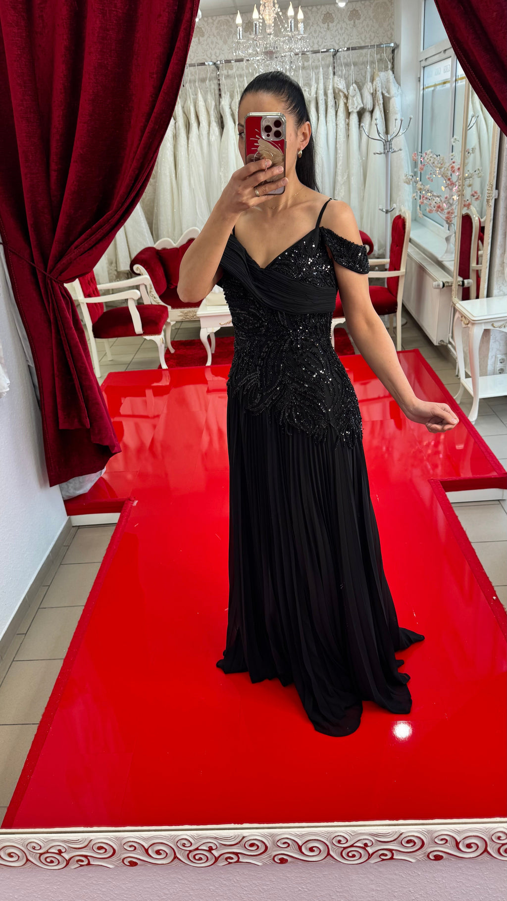 Abendkleid One-Shoulder mit Stickerei & Plisseerock – Modell C2101 – Schwarz in Blau – Ansicht 4 | Lamia Mode