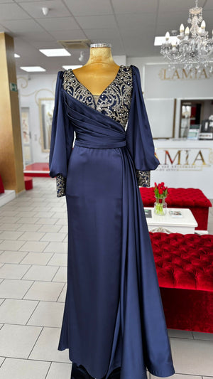 Bild in Slideshow öffnen, Abendkleid C4854
