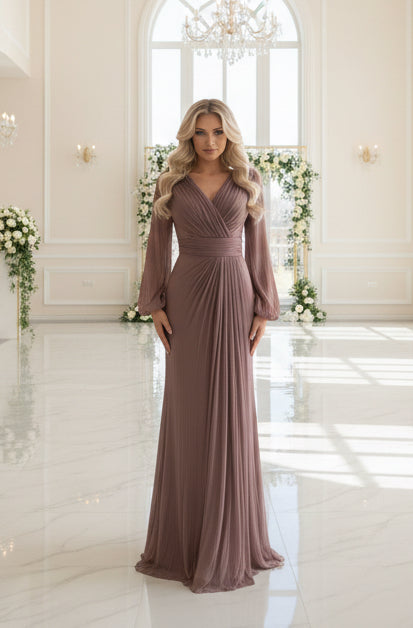 Abendkleid mit Wickeloptik & Plisseerock – Modell G8502