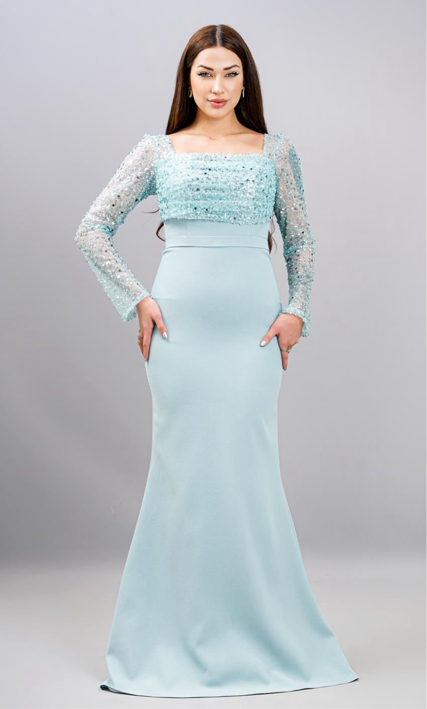 Abendkleid mit Perlenärmeln – Modell M361
