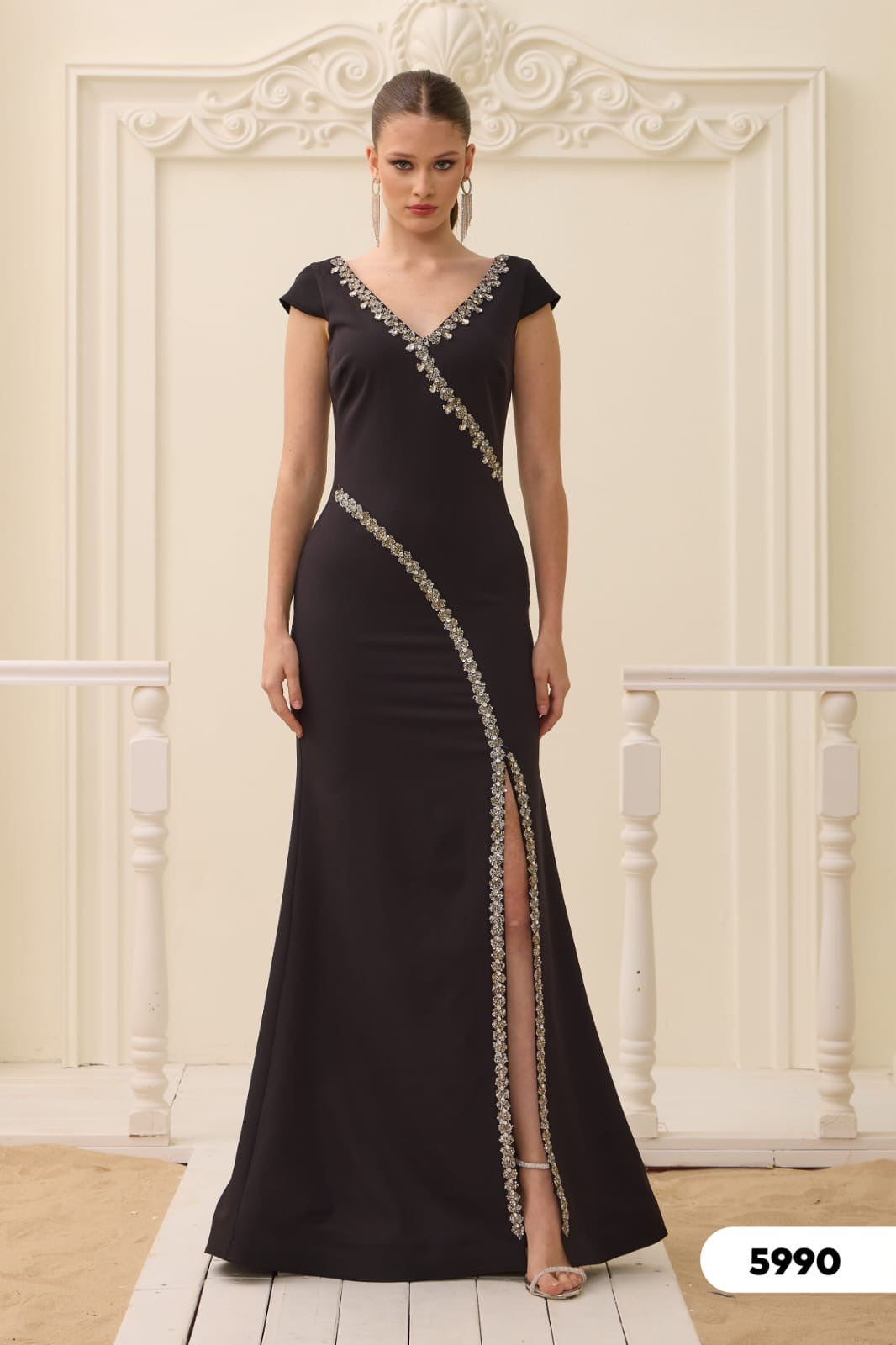 Elegantes Abendkleid aus Kreppstoff C5990