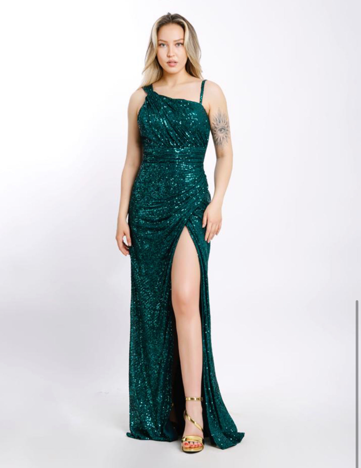 Abendkleid M160 – Prinzessinnen-Silhouette und Beinschlitz in Puder – Ansicht 5 | Lamia Mode