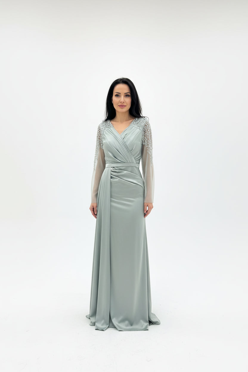 Elegantes, bodenlanges Abendkleid mit Zierperlen / C5866