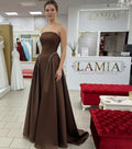 Ballkleid mit Satin-Schlepp