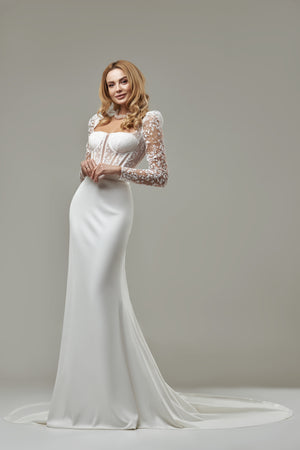 Bild in Slideshow öffnen, Eleganz in Perfektion – Zweiteiliges Brautkleid

