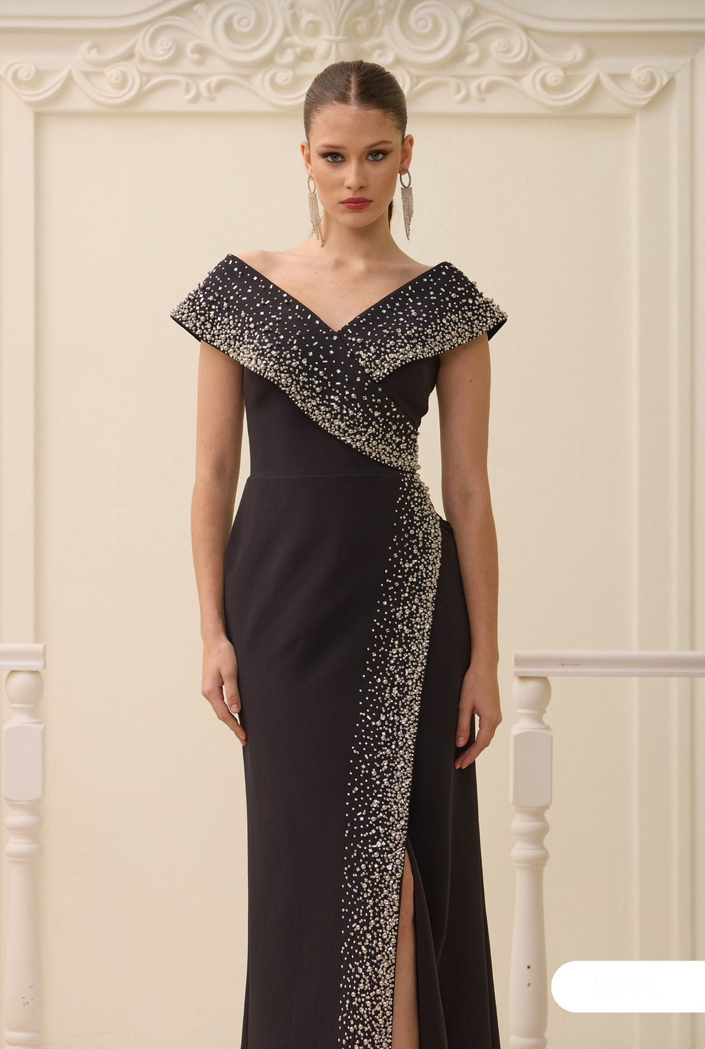 Abendkleid Elegantes Abendkleid mit Beinschlitz & Schmuckapplikation – C5993 in Blau – Ansicht 2 | Lamia Mode