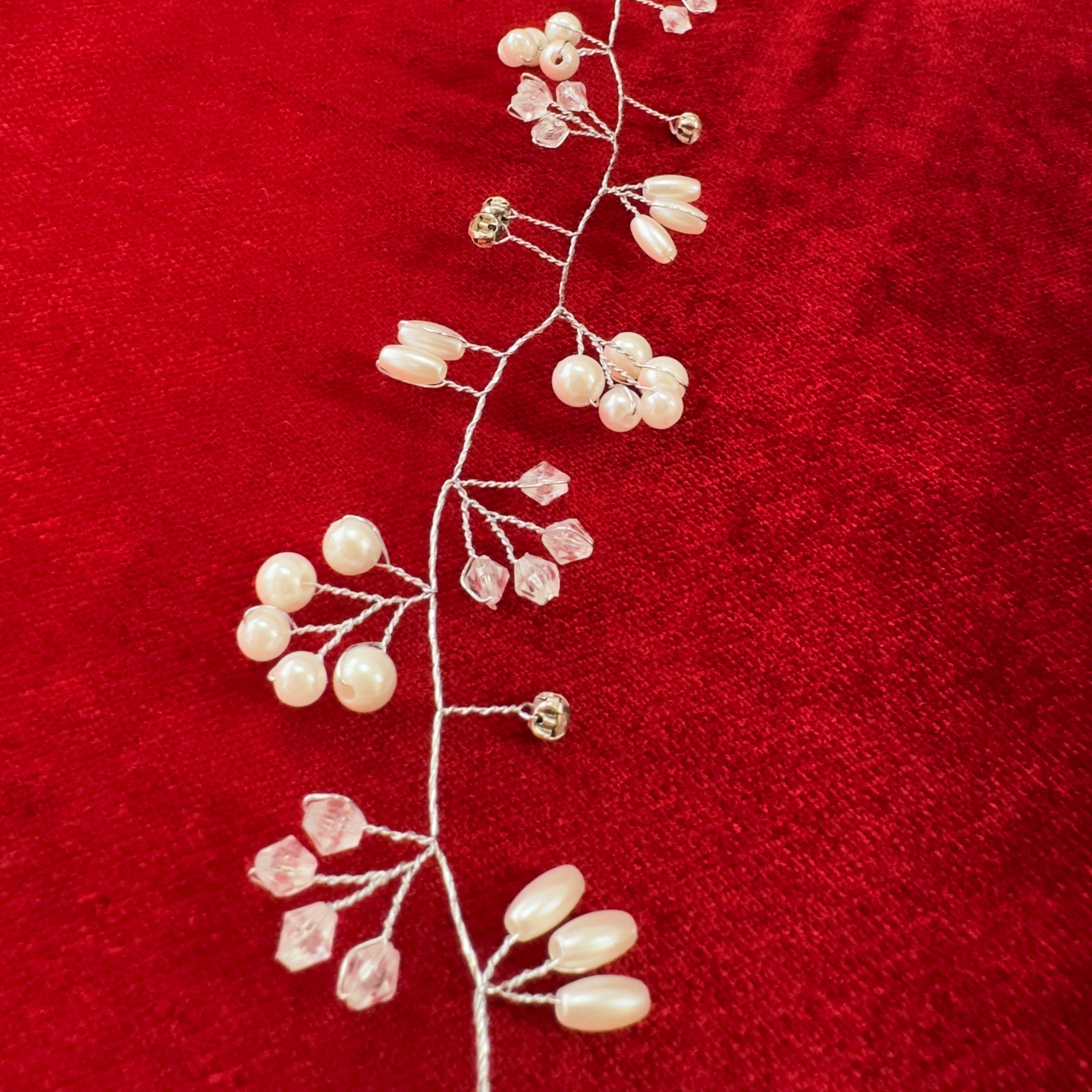 Haarschmuck aus Perlen und Glasperlen – Ansicht 1 | Lamia Mode