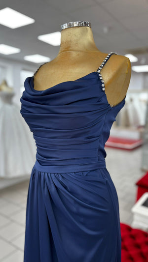Bild in Slideshow öffnen, Abendkleid C4876
