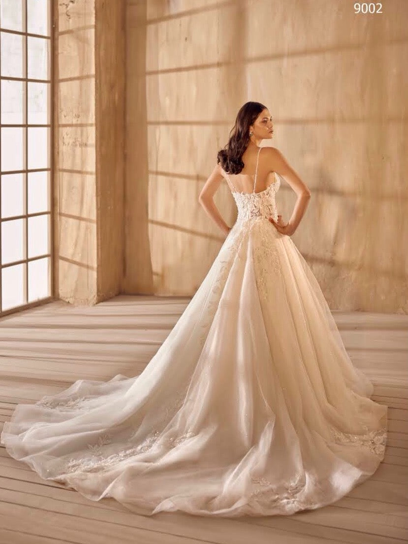 Brautkleid