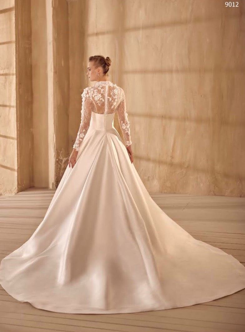 Brautkleid