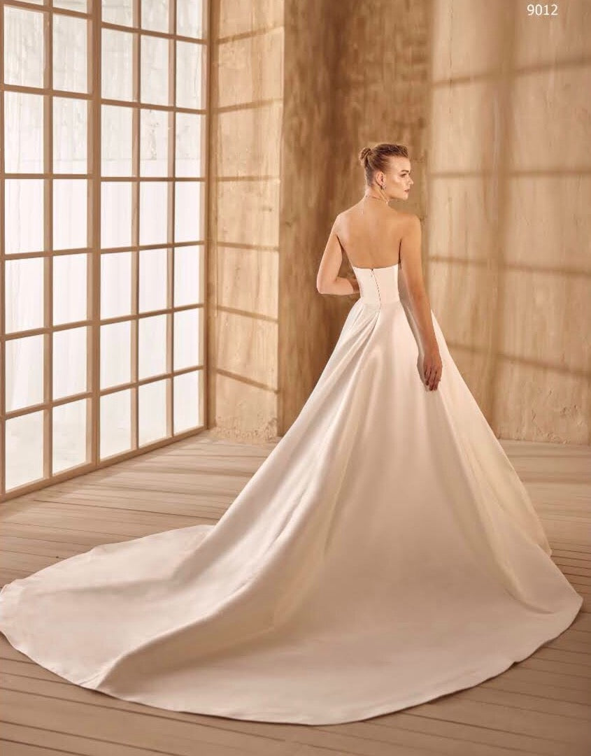 Brautkleid