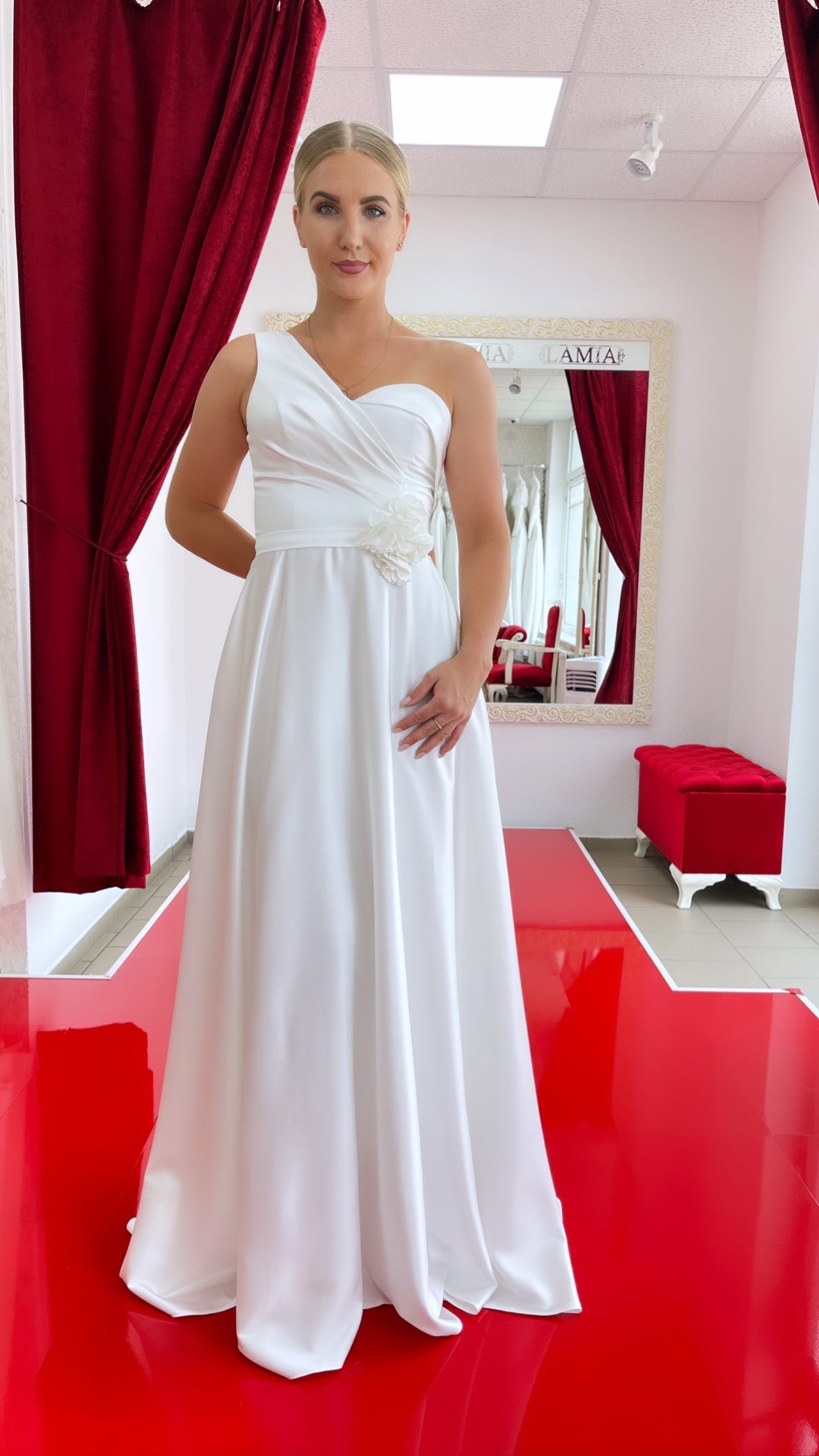 Standesamtkleid FK4513 – Satin und A-Linie in Ivory – Ansicht 1 | Lamia Mode