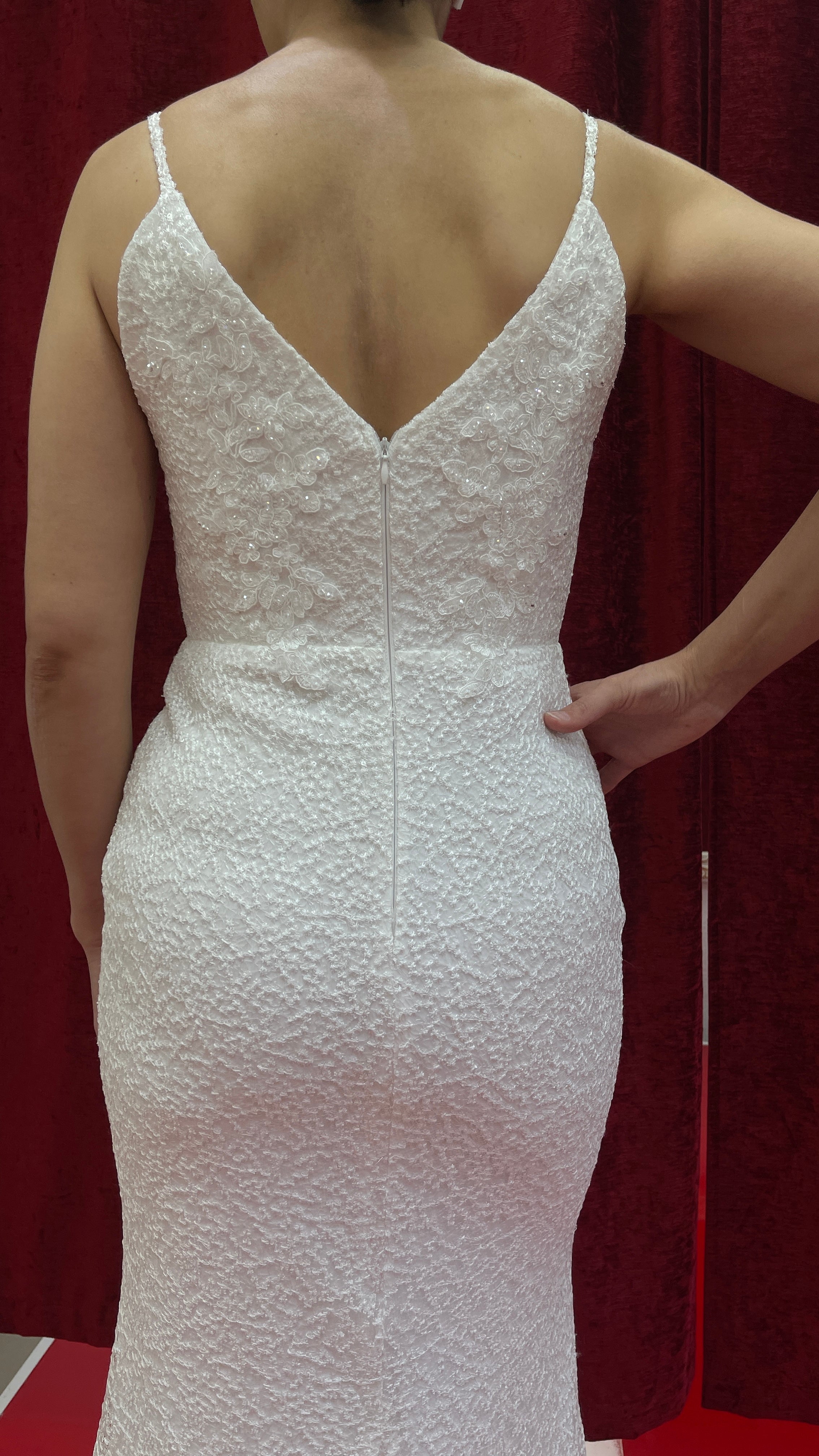 Standesamtkleid H154 – Spitze und figurbetonte Passform – Ansicht 4 | Lamia Mode