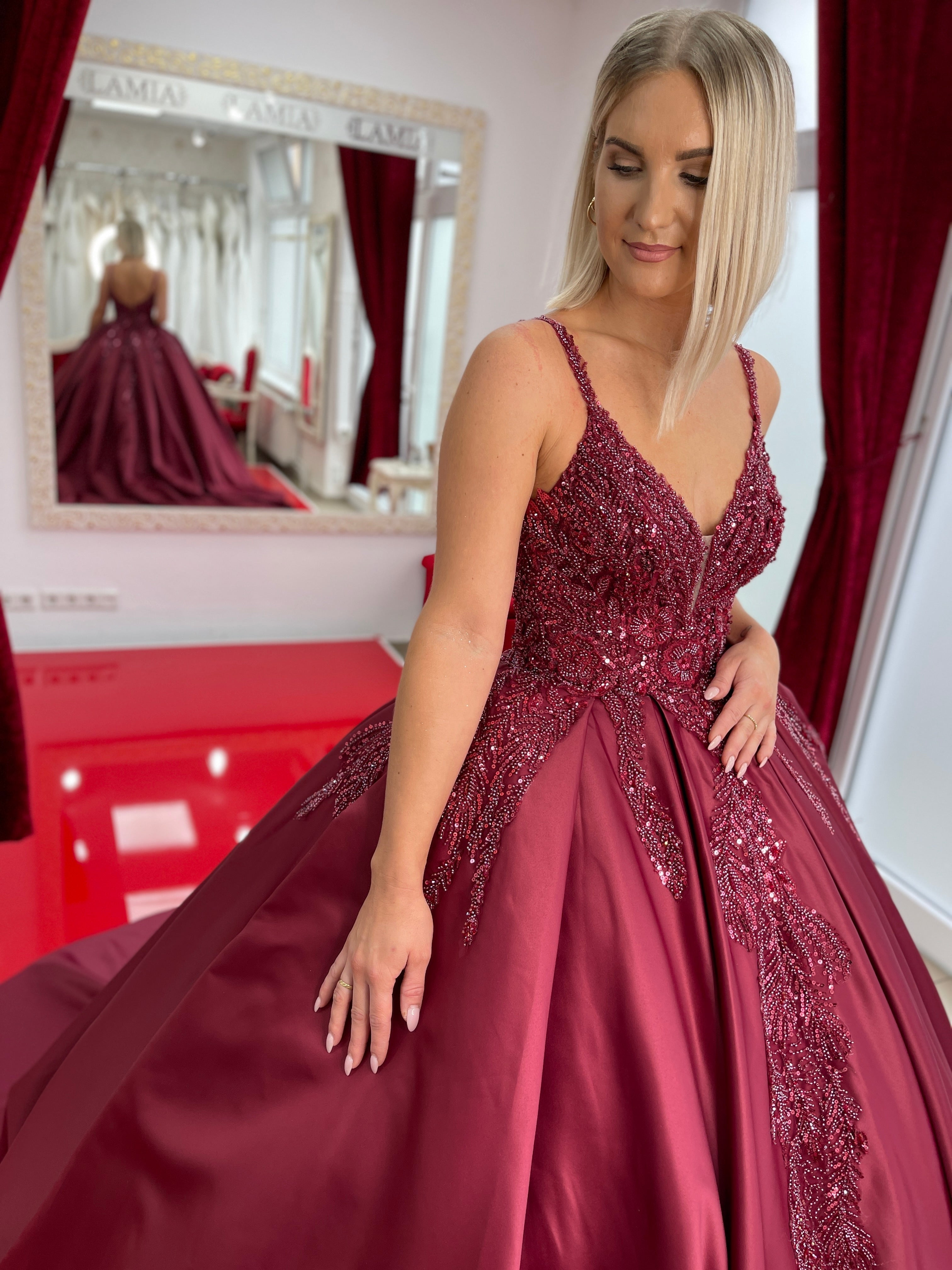 Ballkleid EMILIA – Spitze und Corsagen-Oberteil – Ansicht 1 | Lamia Mode