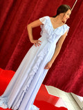 Elegantes Kleid mit Volants und fließender A-Linie / FK3218