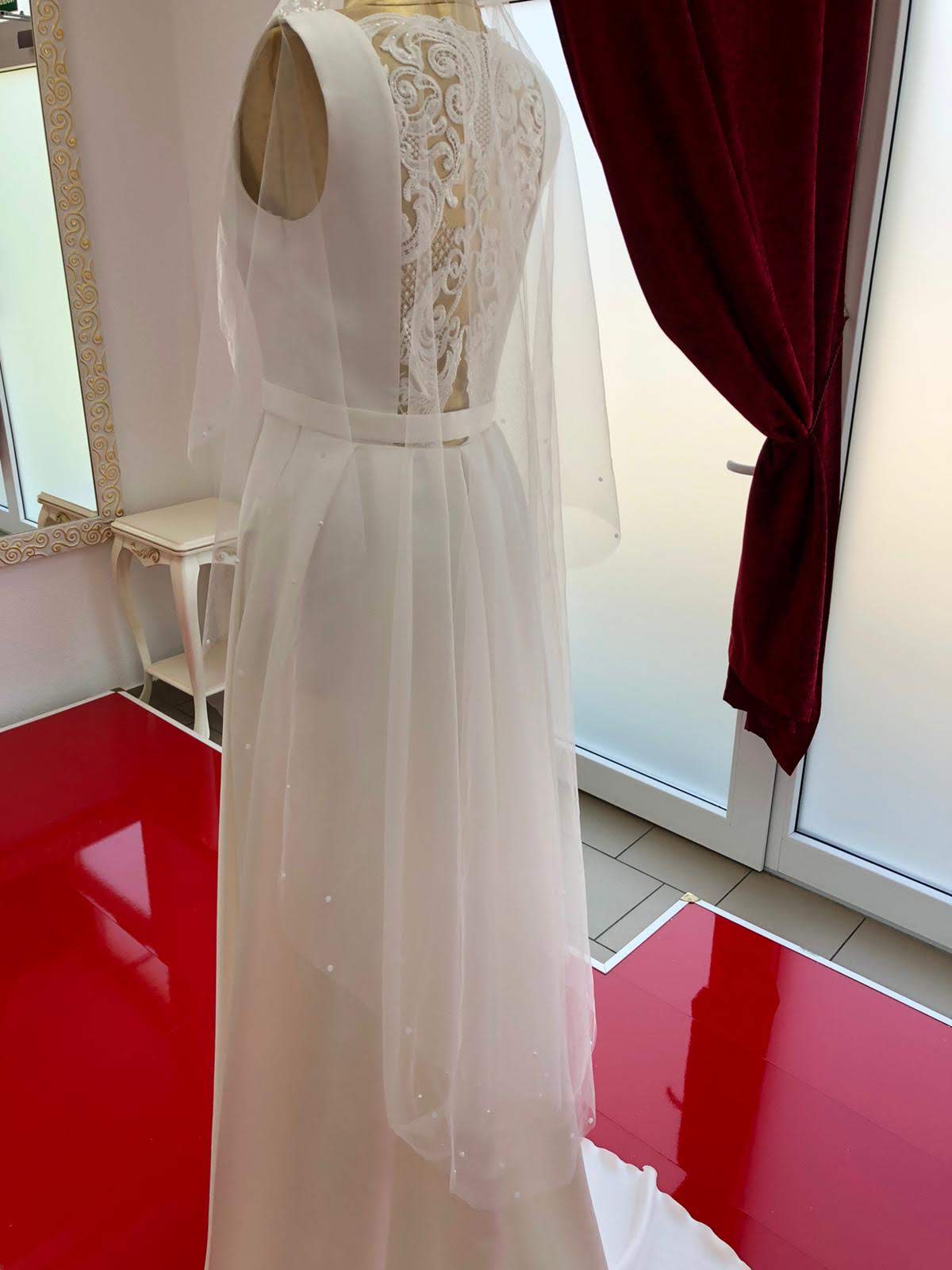 Schleier mit Perlen L24