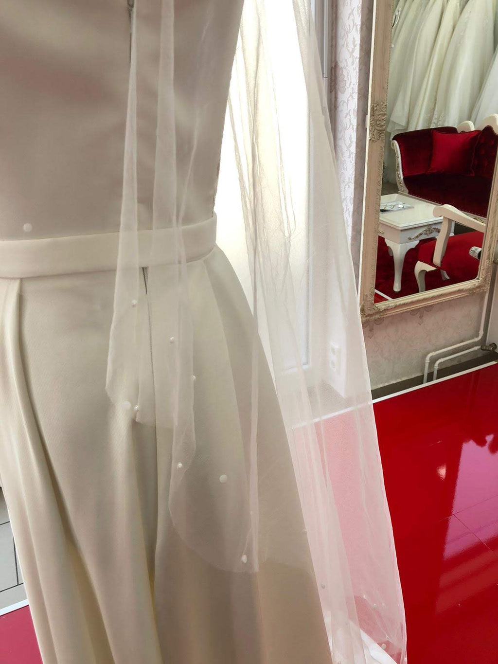 Schleier mit Perlen L24