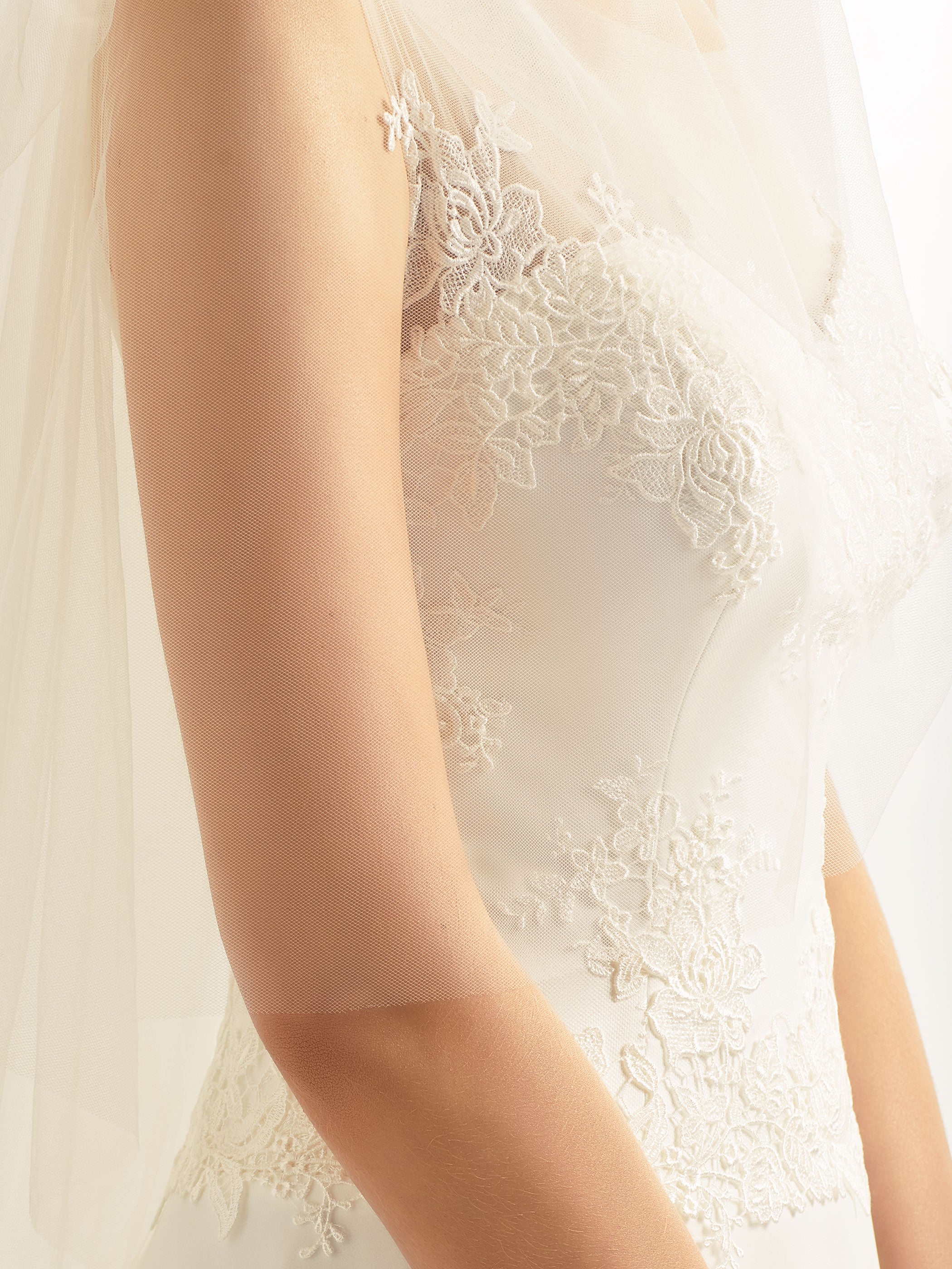 Schleier mit Schnittkante S251