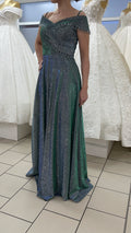 Elegantes Glitzer-Kleid mit Off-Shoulder-Ausschnitt / FK3304