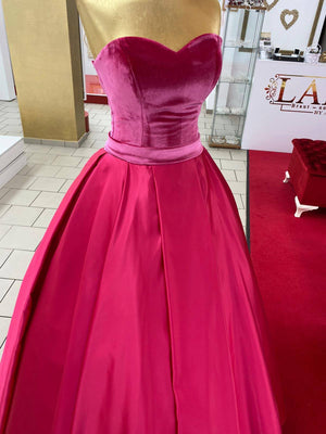 Bild in Slideshow öffnen, Ballkleid Fuchsia
