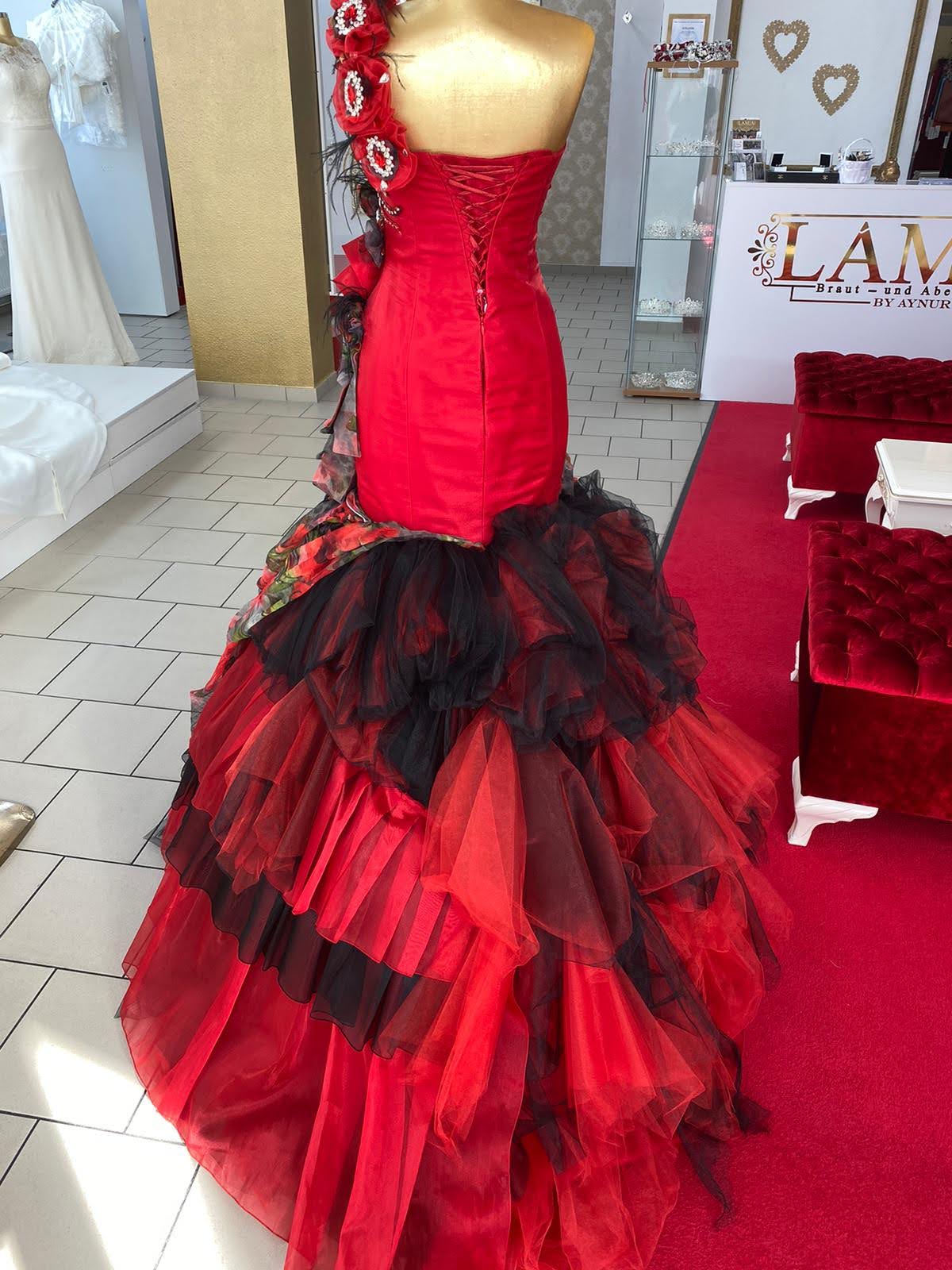 Ballkleid Pin51