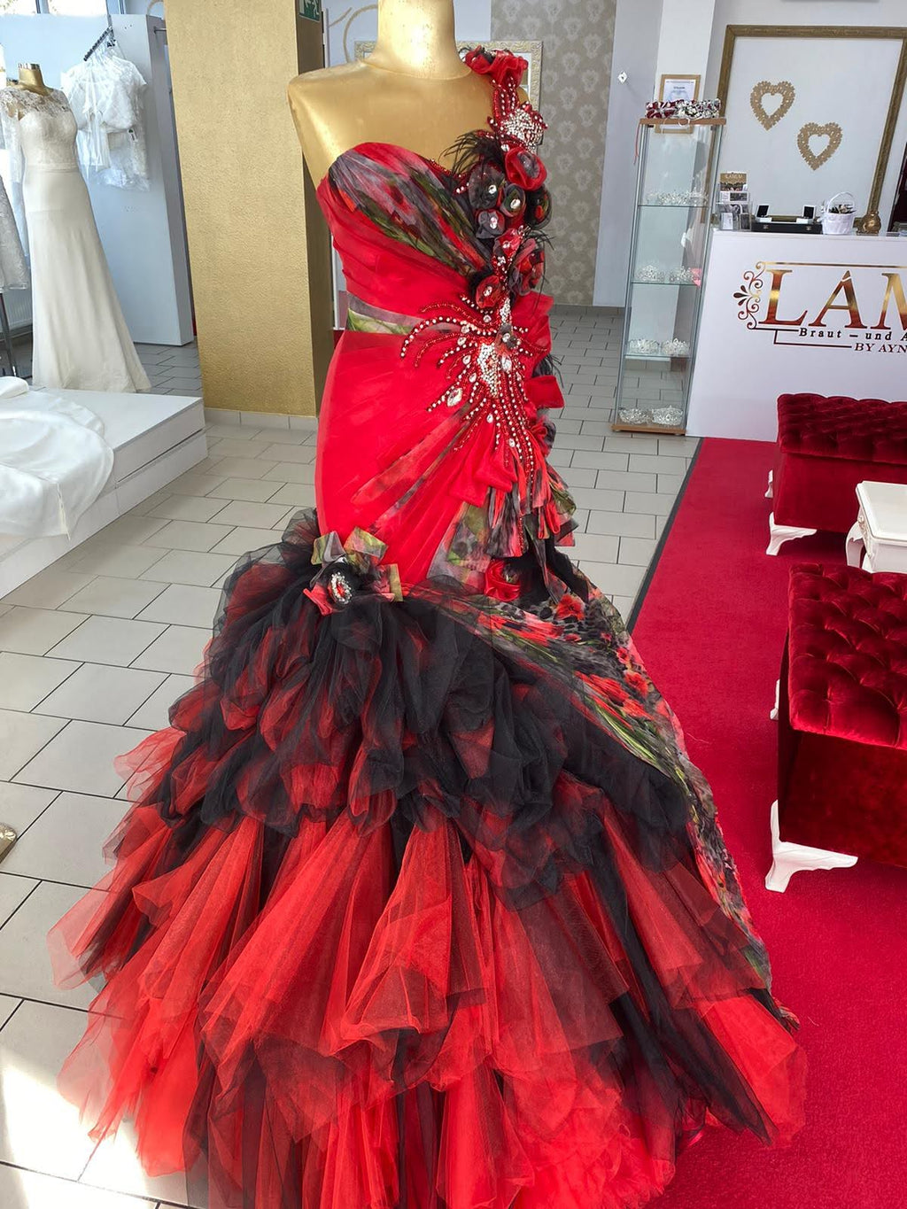 Ballkleid Pin51